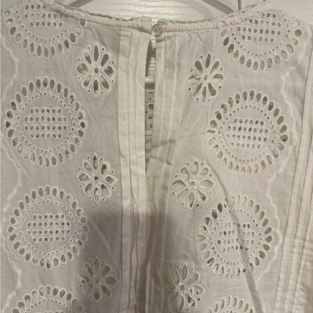 Anthropologie Ever That Girl Flutter Sleeve Eyelet Tunic - Picture 13 of 15